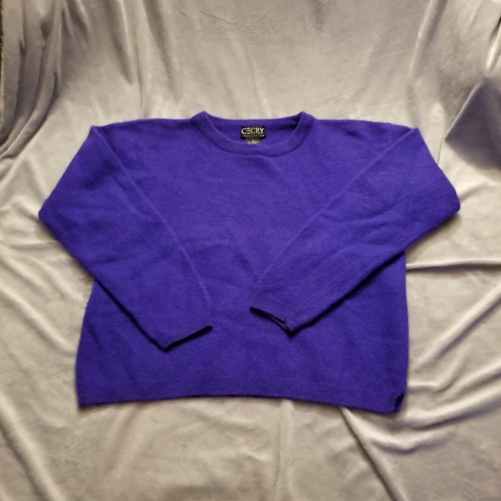 Cecily lambswool/angora purple cropped sweater